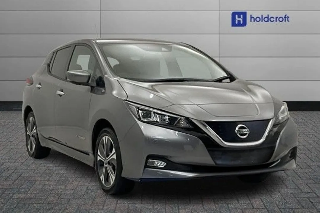 Nissan LEAF video thumbnail