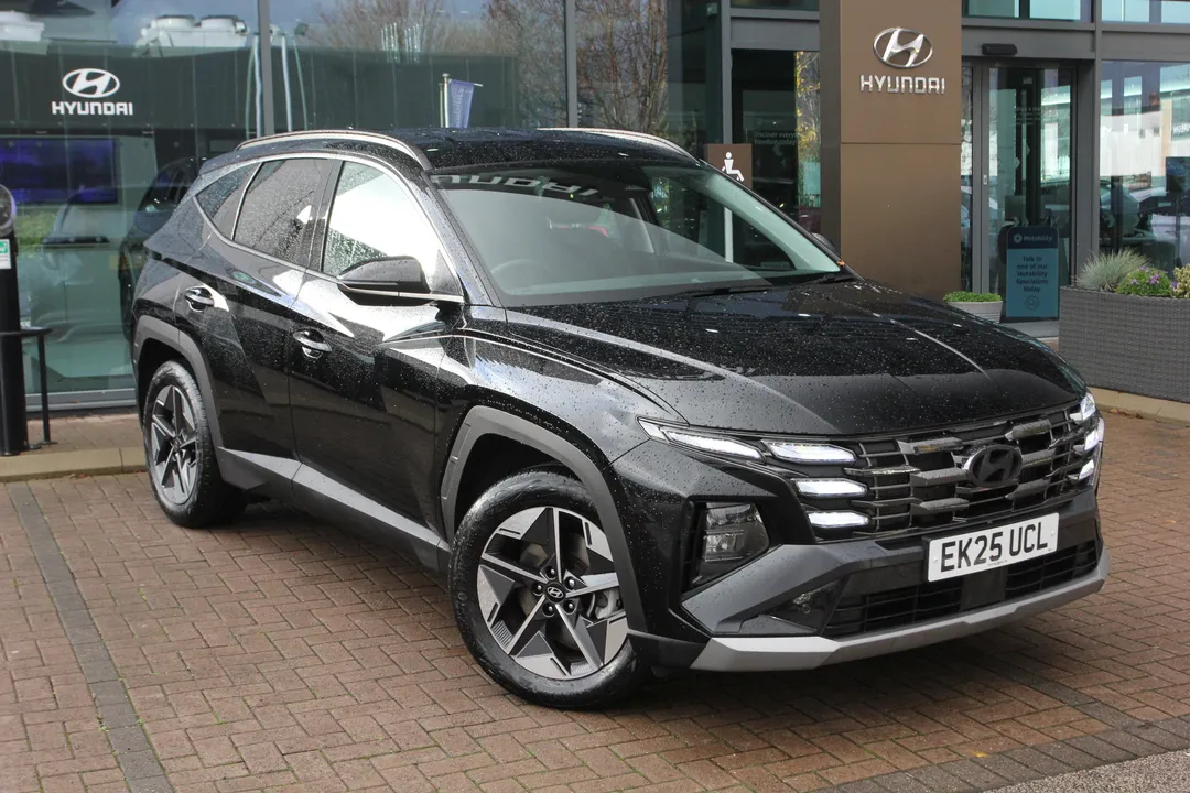 Hyundai Tucson video thumbnail