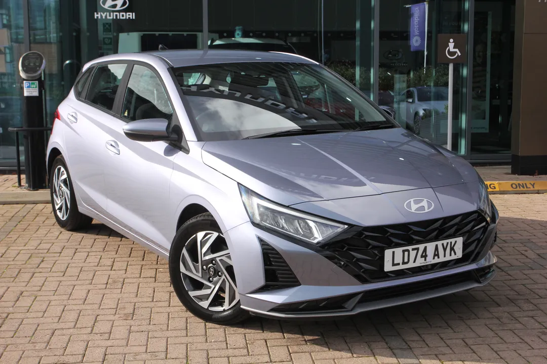 Hyundai i20 video thumbnail