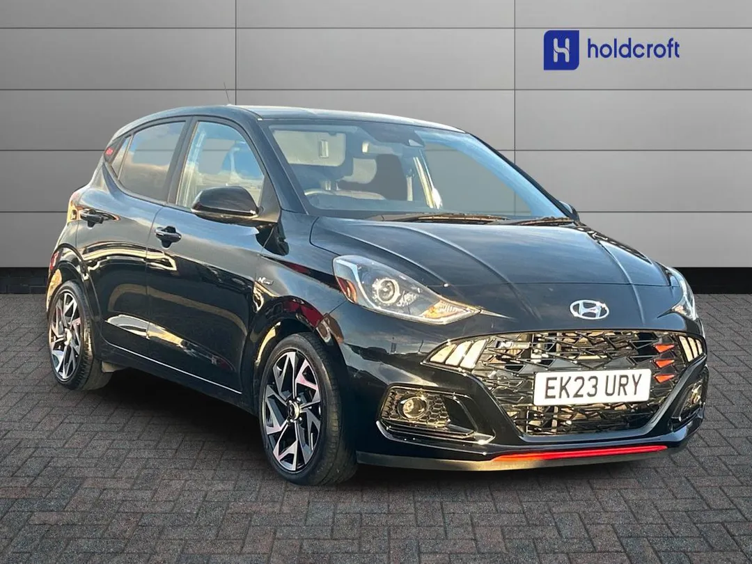Hyundai i10 video thumbnail