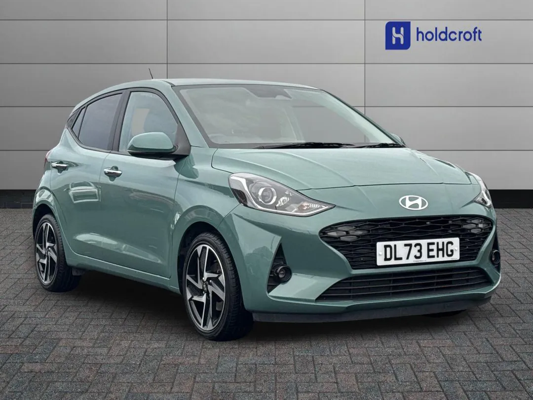 Hyundai i10 video thumbnail