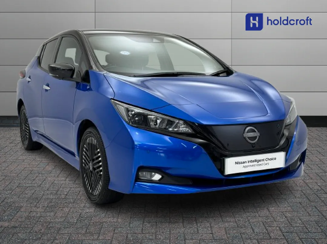 Nissan LEAF video thumbnail