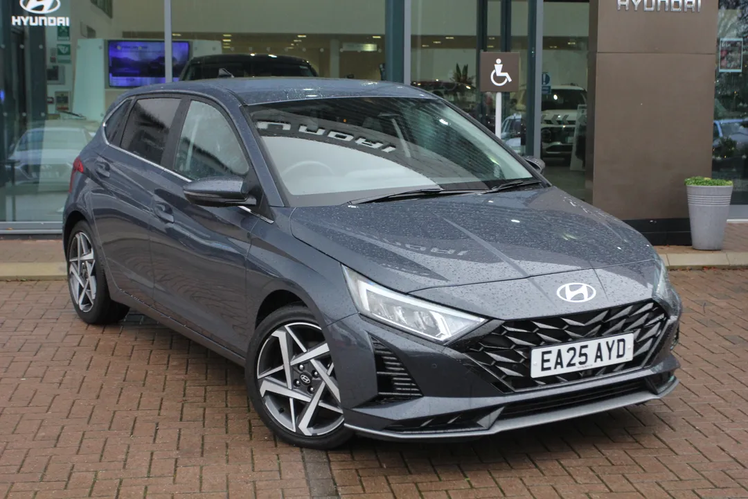 Hyundai i20 video thumbnail