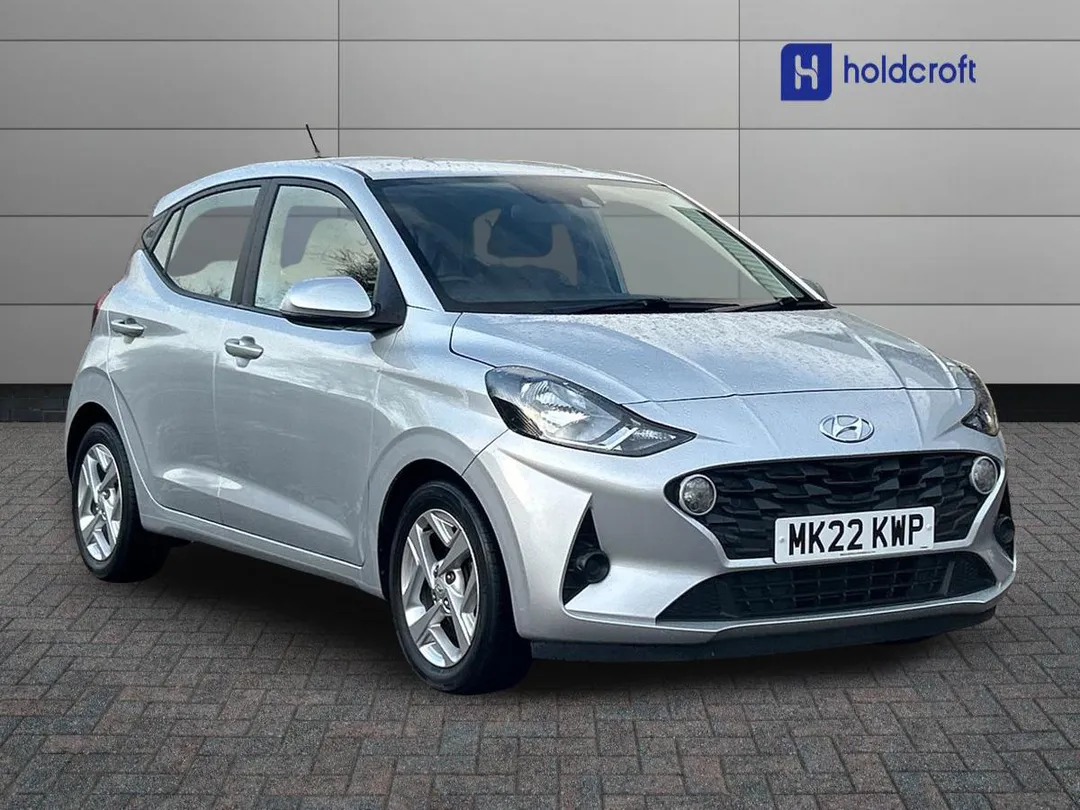 Hyundai i10 video thumbnail