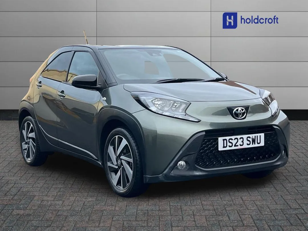 Toyota Aygo X video thumbnail