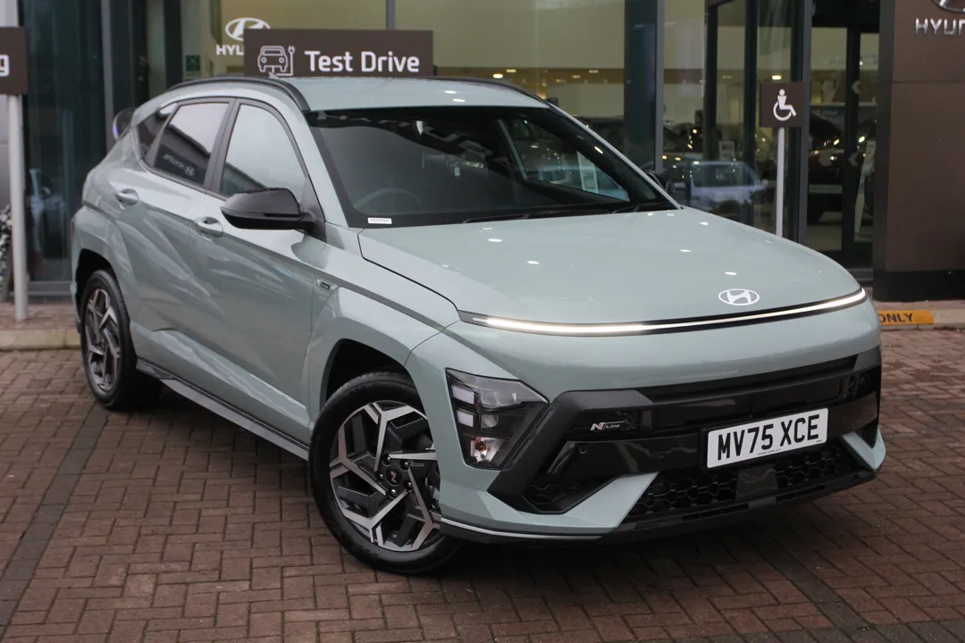 Hyundai Kona video thumbnail