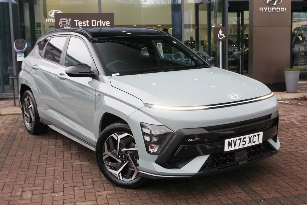 Hyundai Kona video thumbnail