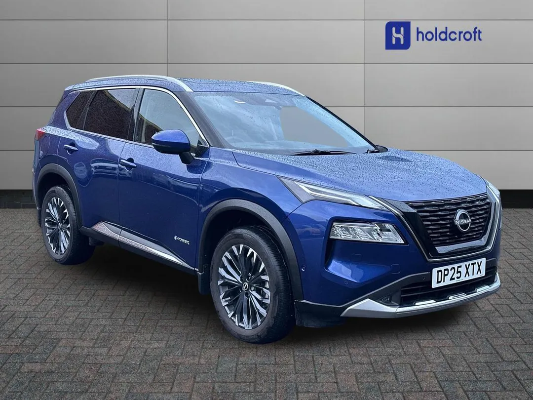 Nissan X-Trail video thumbnail