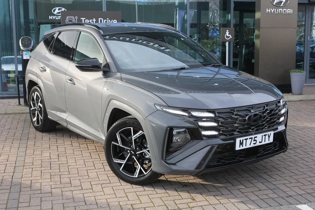 Hyundai Tucson video thumbnail