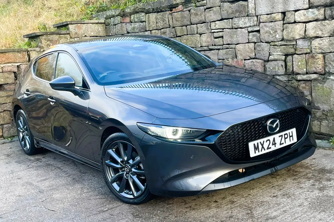 Mazda Mazda3 video thumbnail