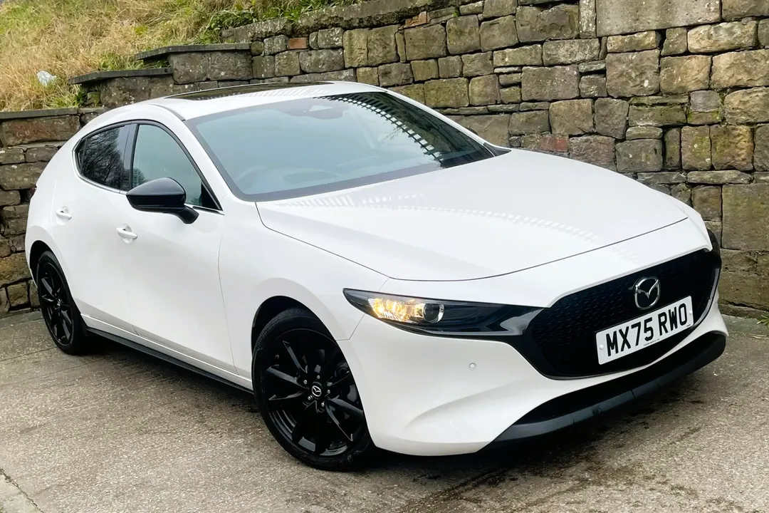 Mazda Mazda3 video thumbnail