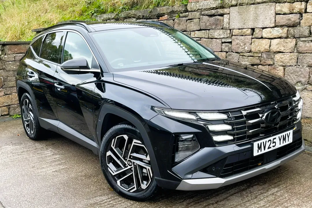 Hyundai Tucson video thumbnail