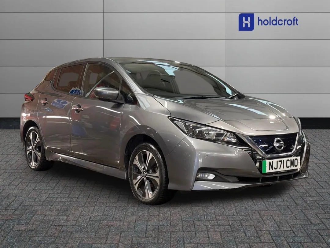 Nissan LEAF video thumbnail