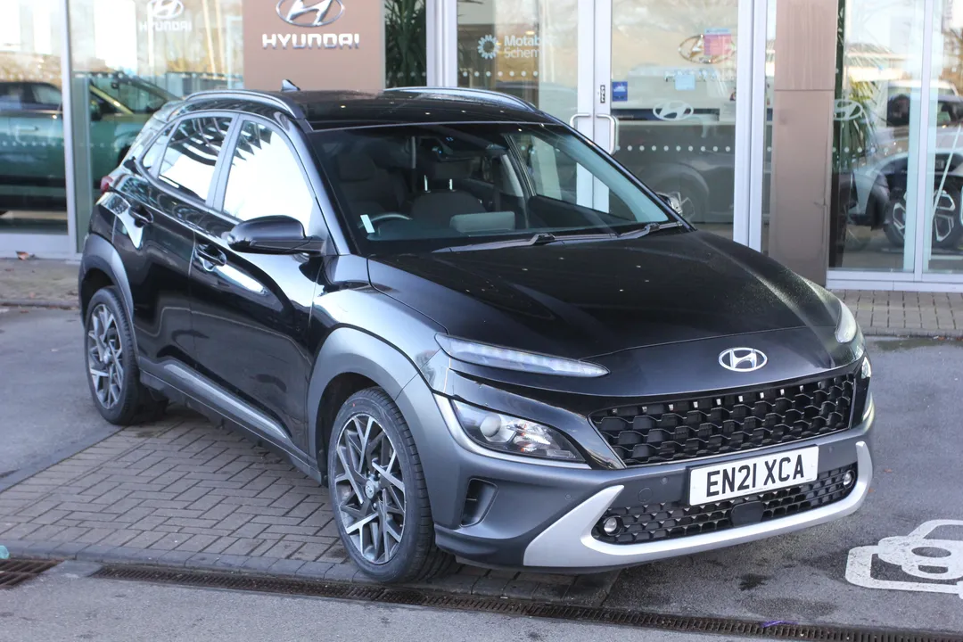 Hyundai Kona video thumbnail