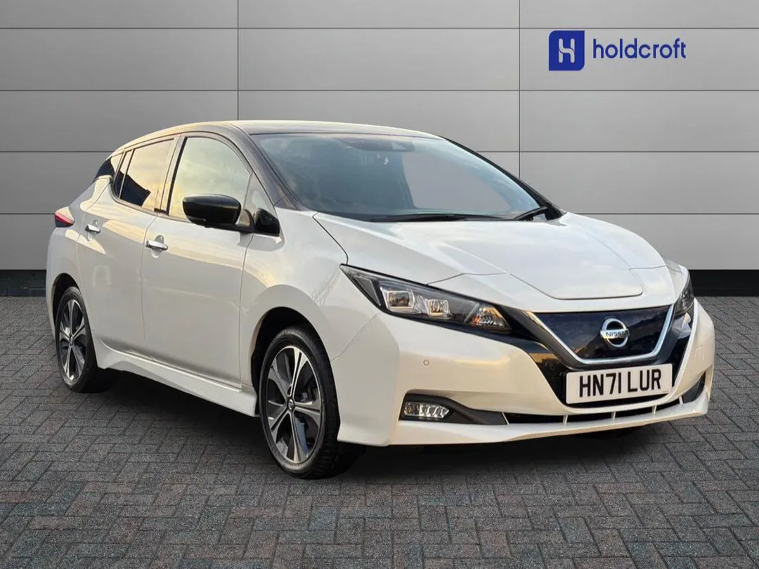 Nissan LEAF video thumbnail