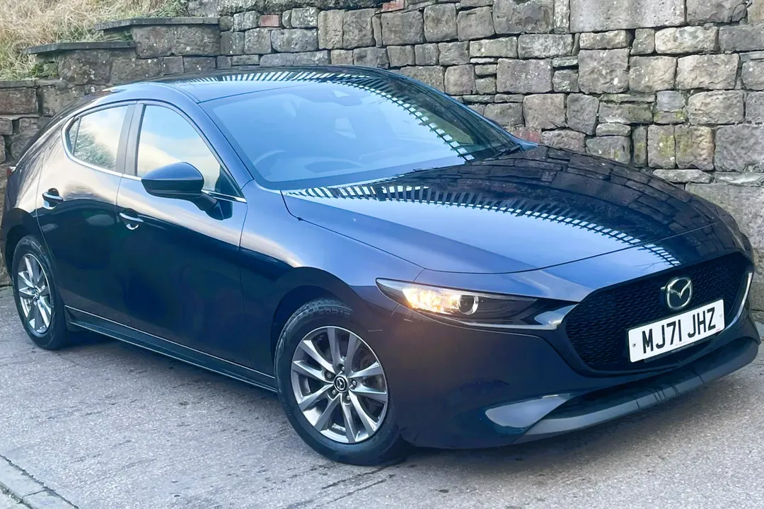 Mazda Mazda3 video thumbnail