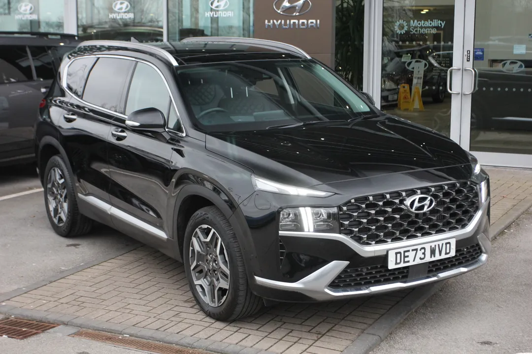 Hyundai Santa Fe video thumbnail