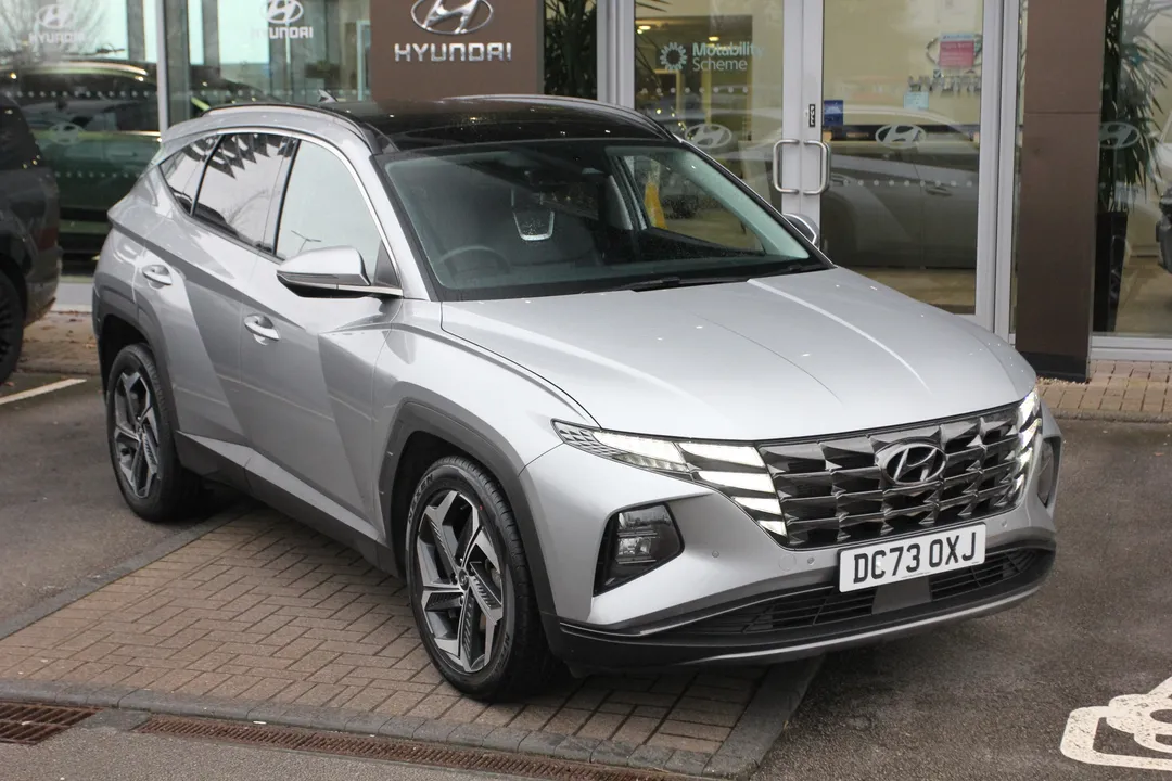 Hyundai Tucson video thumbnail