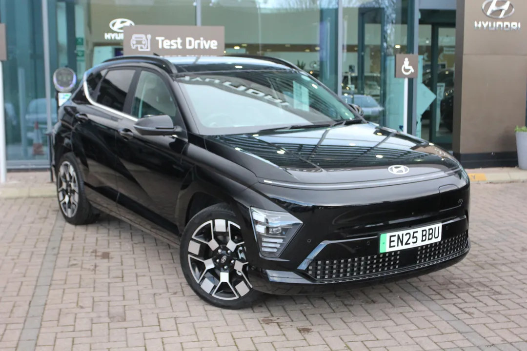 Hyundai Kona video thumbnail