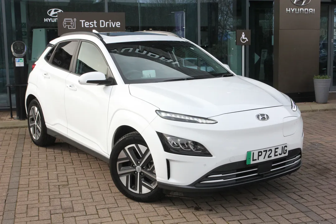 Hyundai Kona video thumbnail