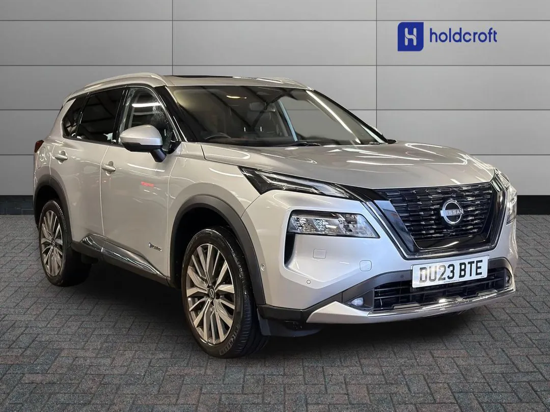 Nissan X-Trail video thumbnail