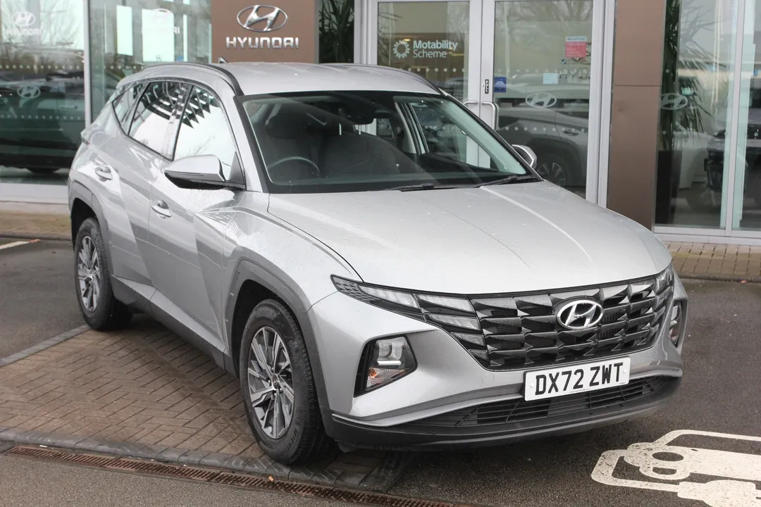 Hyundai Tucson video thumbnail