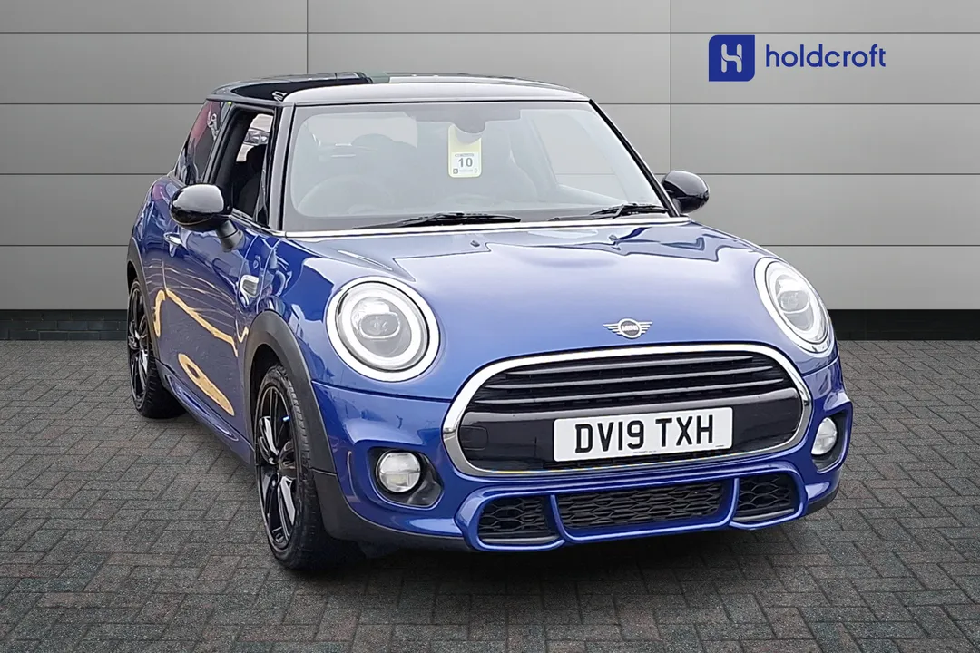 Mini Hatchback video thumbnail