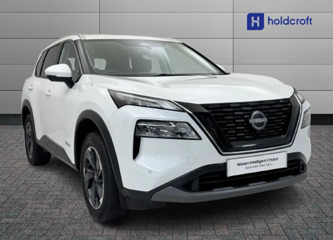 Nissan X-Trail video thumbnail