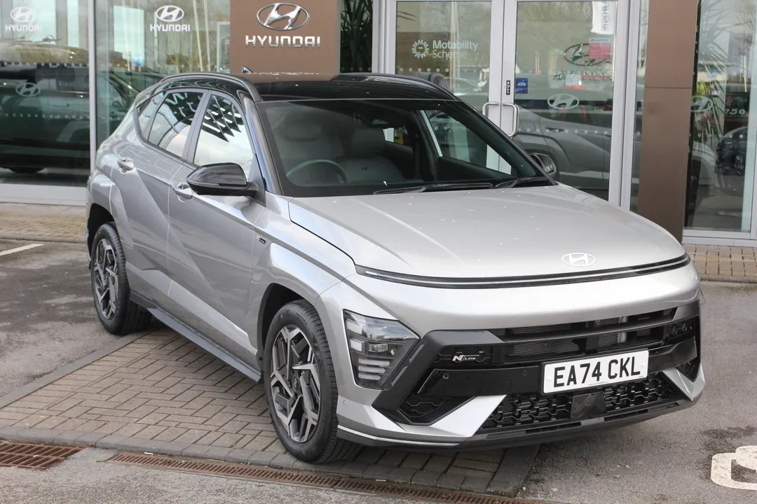 Hyundai Kona video thumbnail