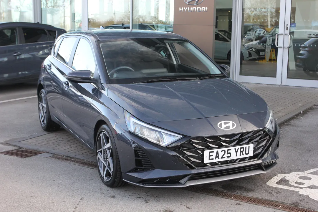 Hyundai i20 video thumbnail