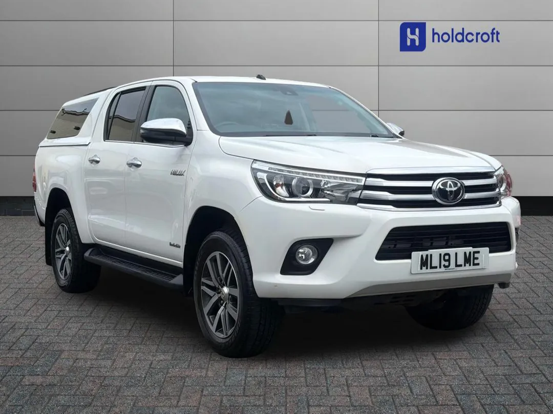 Toyota Hilux video thumbnail