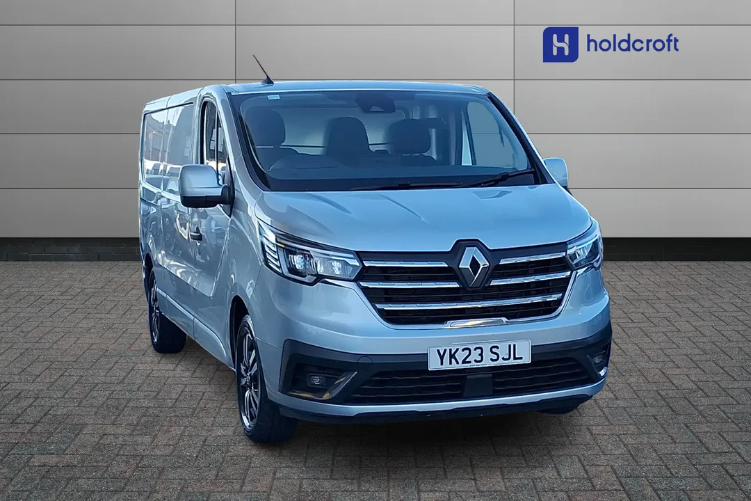 Renault Trafic video thumbnail
