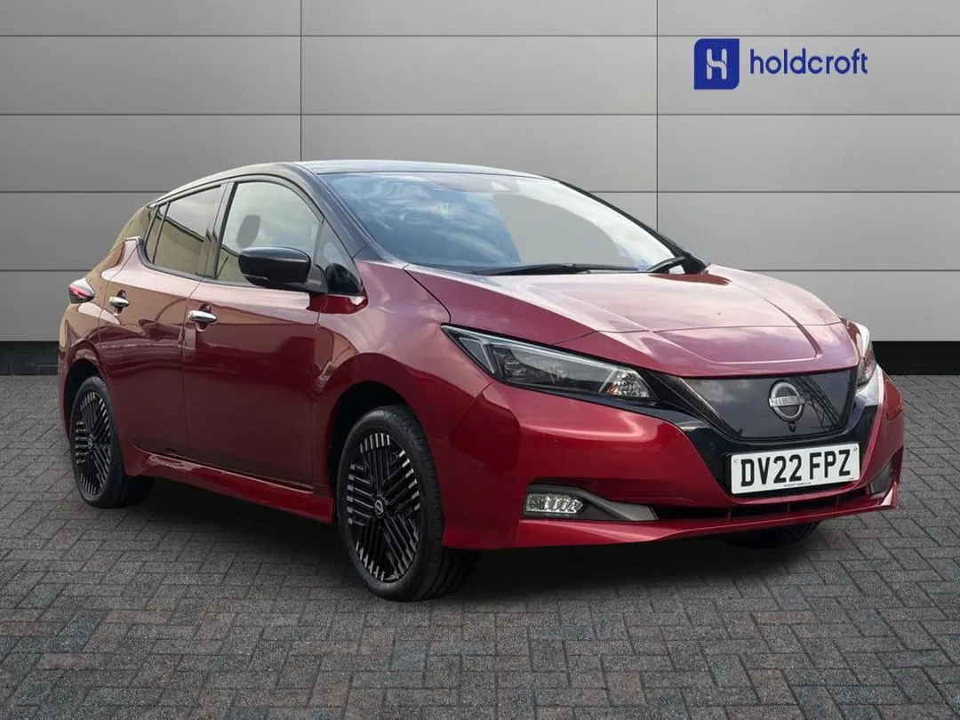 Nissan LEAF video thumbnail