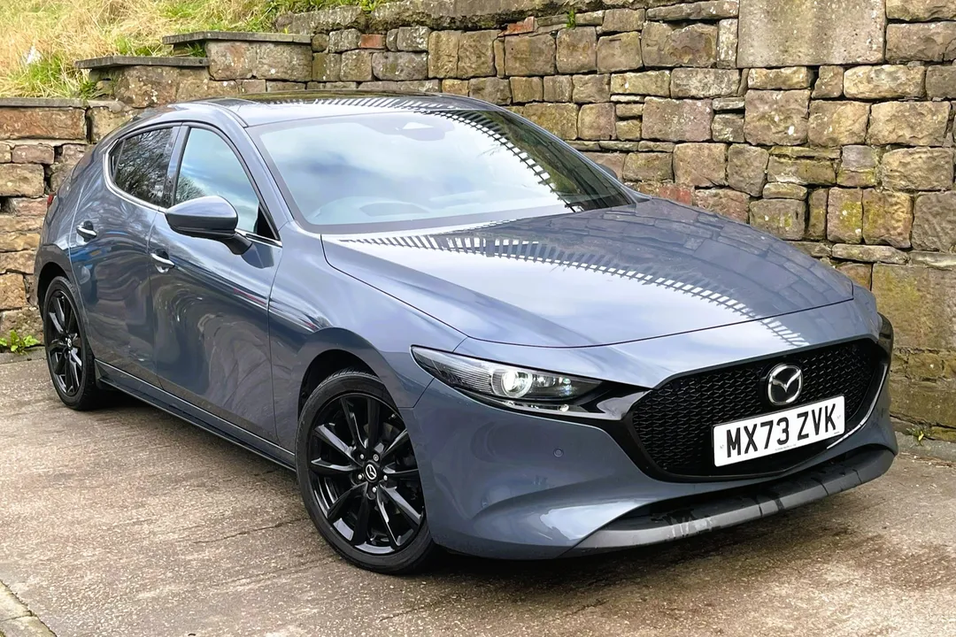 Mazda Mazda3 video thumbnail