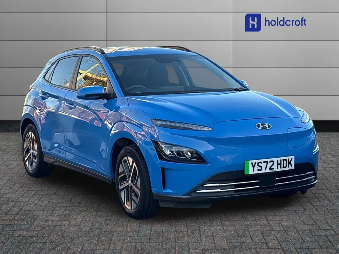 Hyundai Kona video thumbnail
