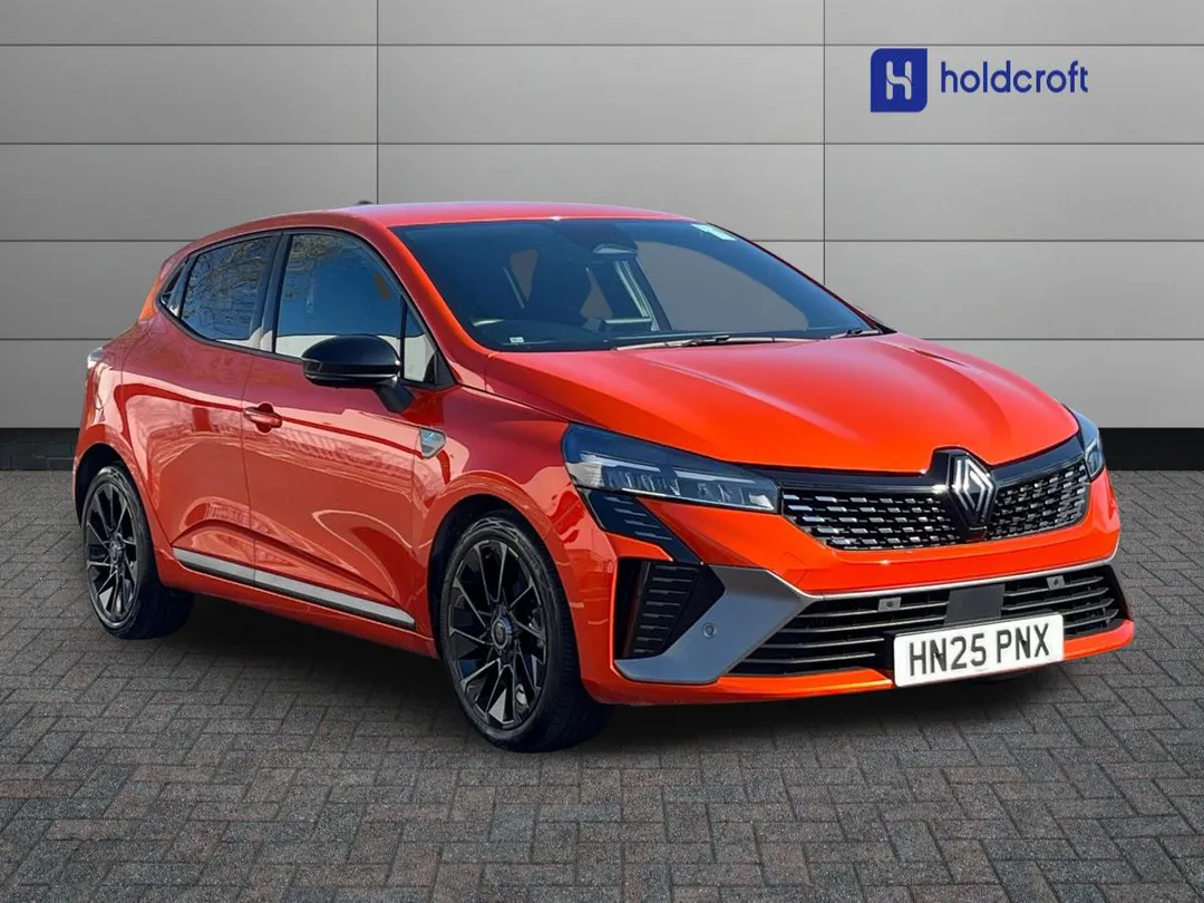 Renault Clio video thumbnail