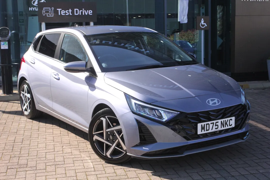 Hyundai i20 video thumbnail