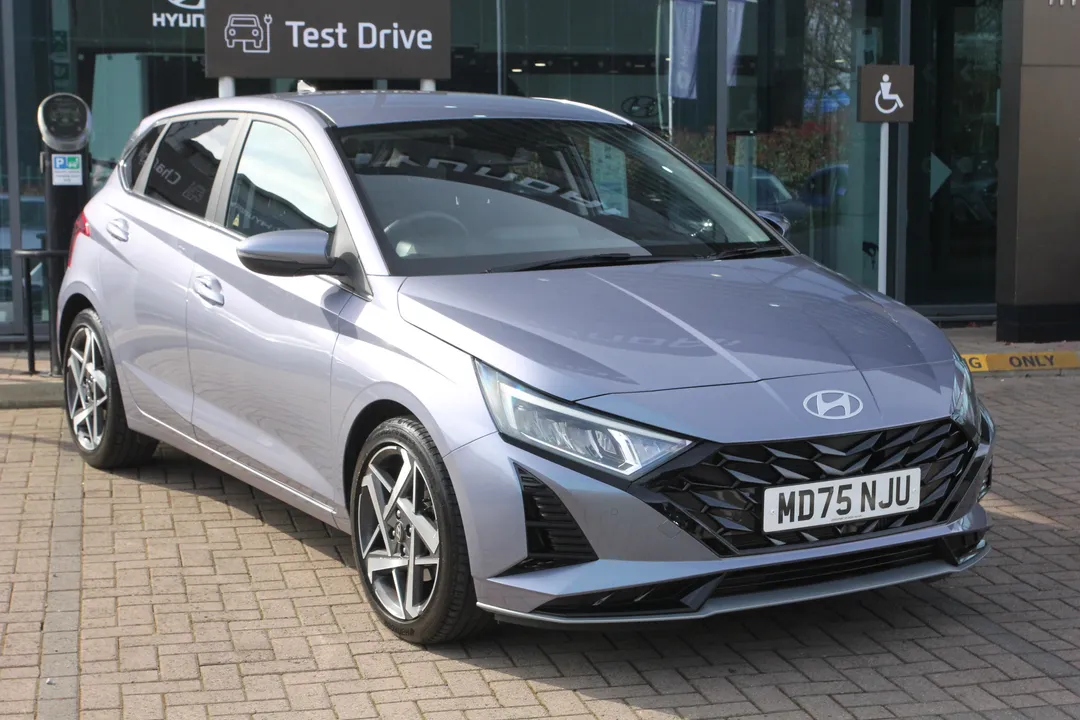 Hyundai i20 video thumbnail