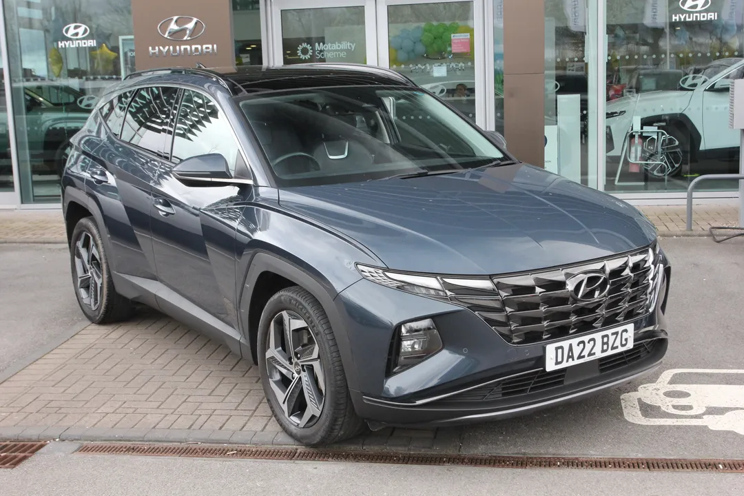 Hyundai Tucson video thumbnail