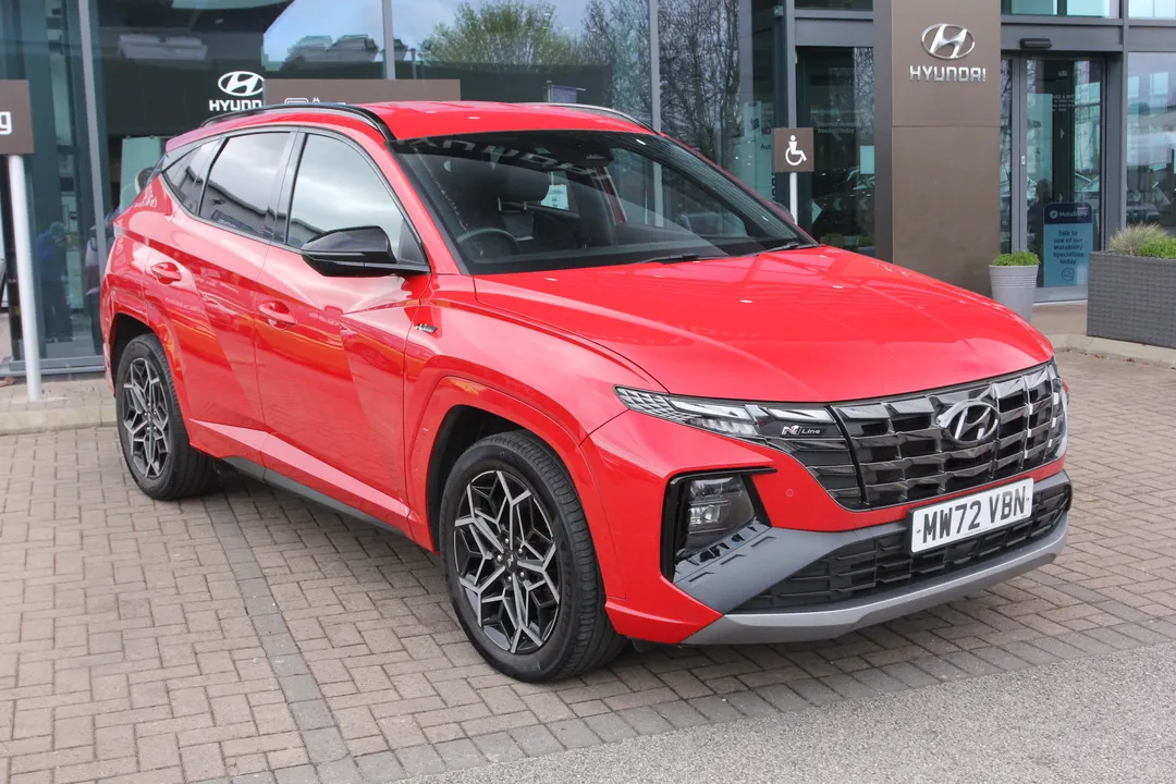 Hyundai Tucson video thumbnail