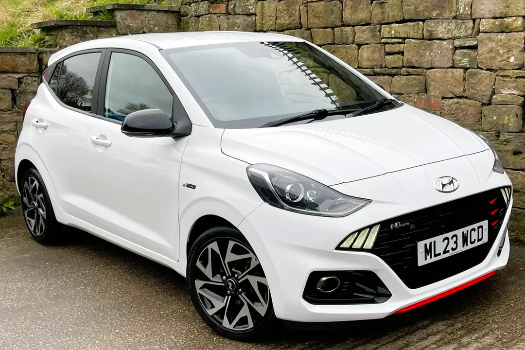 Hyundai i10 video thumbnail
