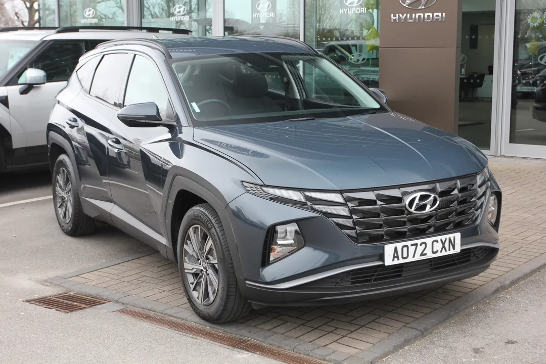 Hyundai Tucson video thumbnail
