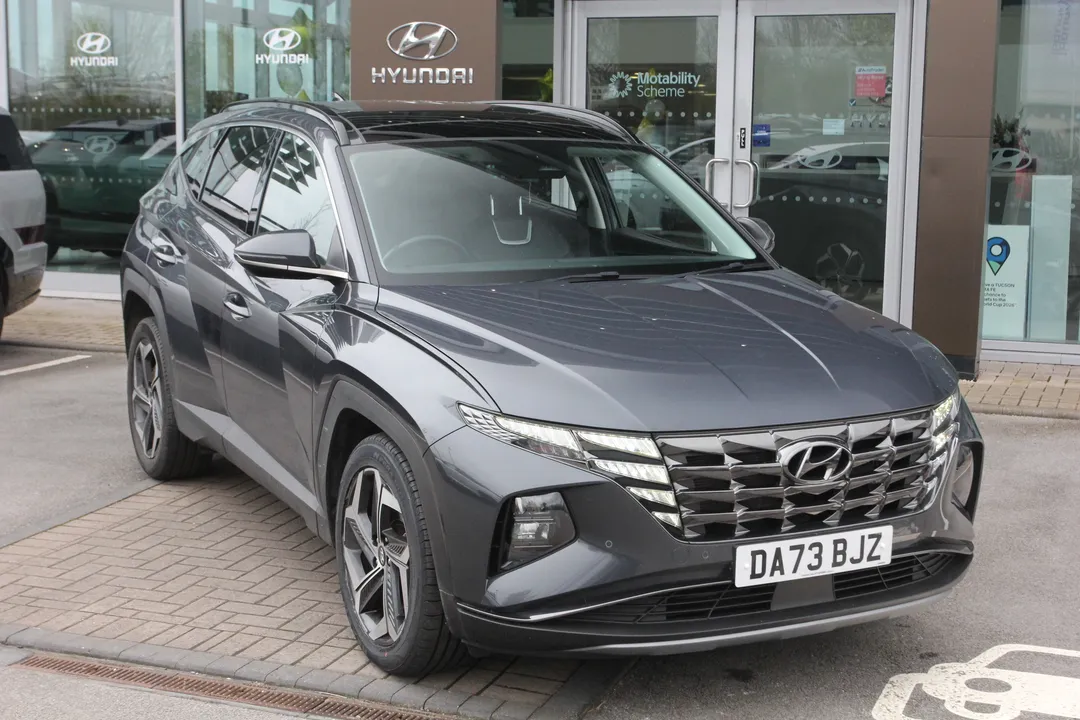 Hyundai Tucson video thumbnail