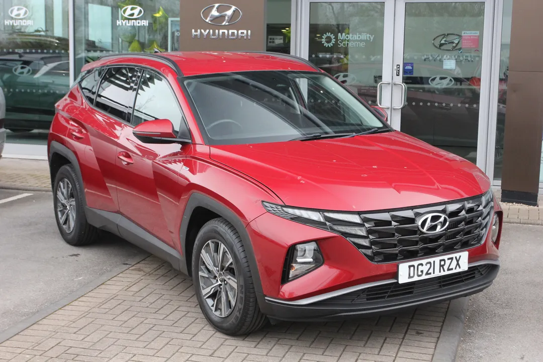 Hyundai Tucson video thumbnail