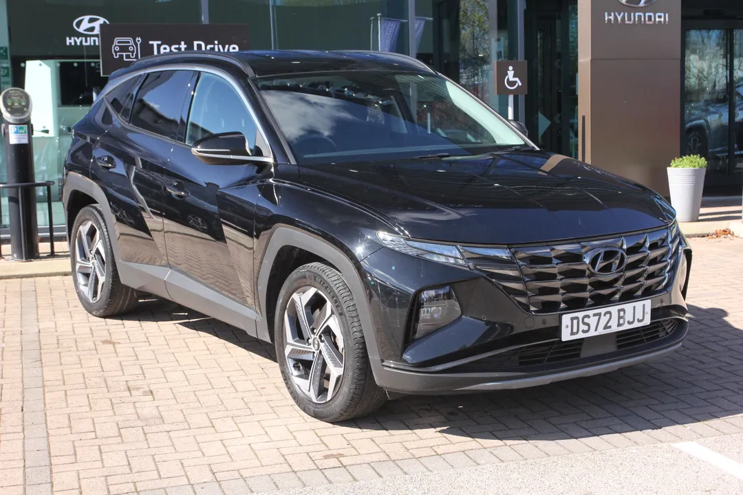 Hyundai Tucson video thumbnail