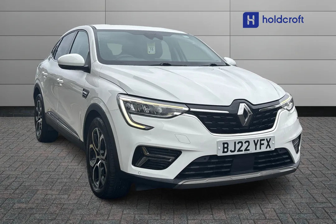 Renault ARKANA video thumbnail