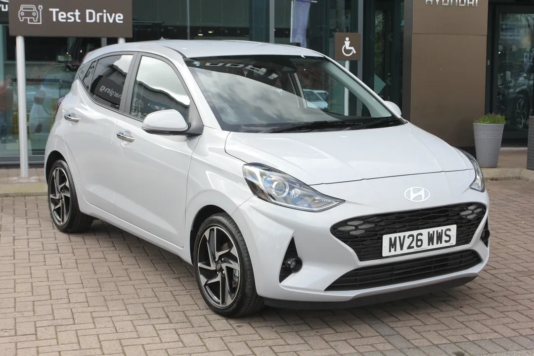 Hyundai i10 video thumbnail