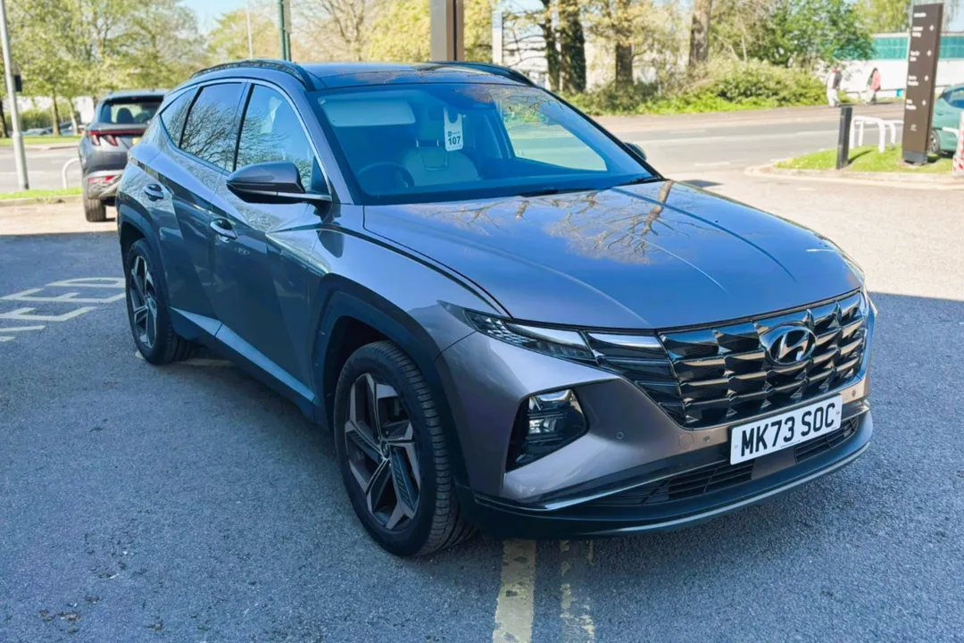 Hyundai Tucson video thumbnail