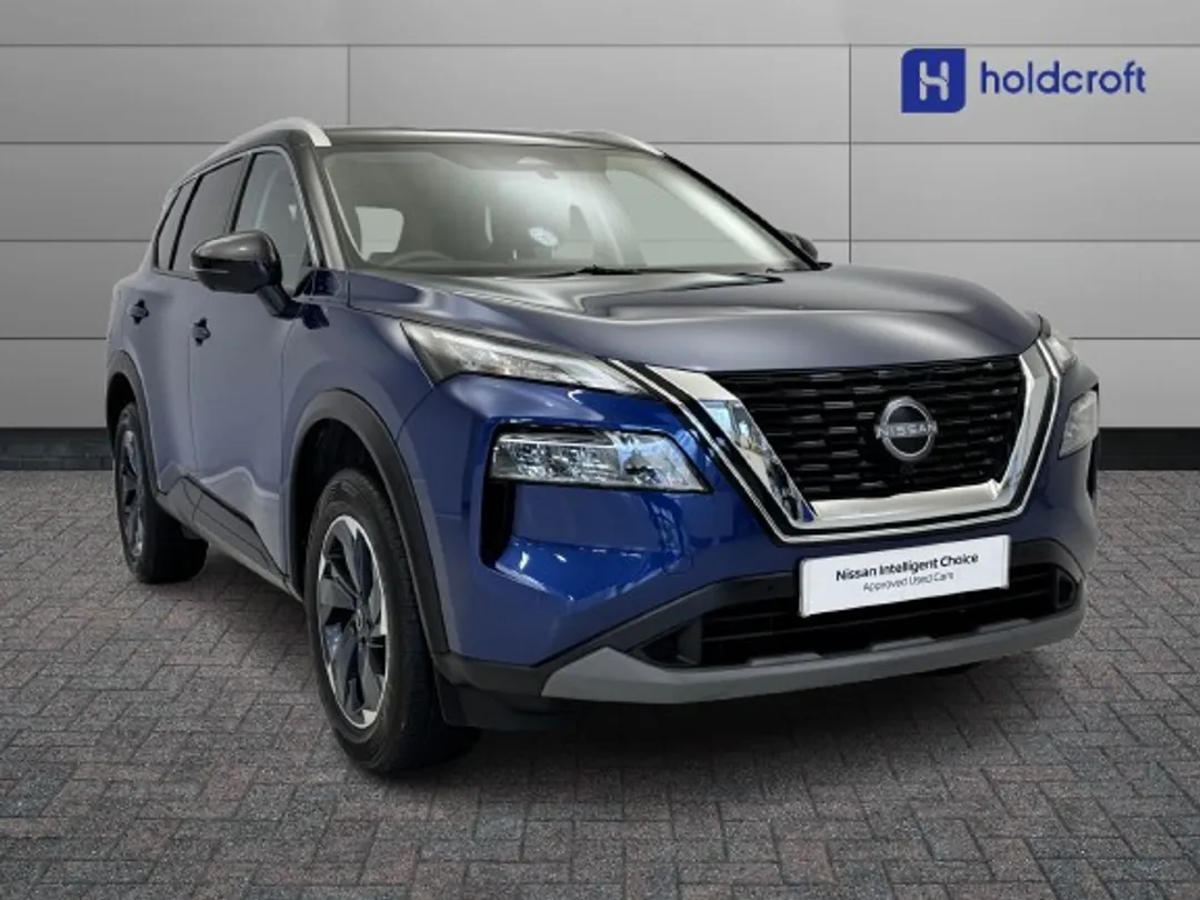 Nissan X-Trail video thumbnail