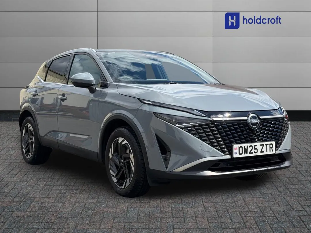 Nissan Qashqai video thumbnail